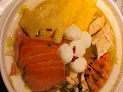 -卢大鲜鱼头捞饭(美利广场店)