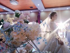 -LOVINA洛维娜婚纱礼服