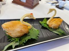 鲍鱼天鹅酥-白天鹅宾馆-宏图府餐厅