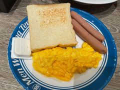 厚多士肠仔滑蛋-敏华冰厅(天河城店)