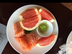 -荣誉国际酒店-云顶旋转餐厅