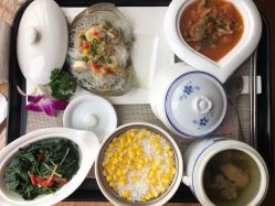 -兰心墩楠月子会所(万达店)