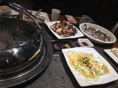 -马路边上·小海鲜烧烤(八一路店)