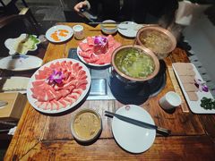 -和院老火锅铜锅烧烤海鲜(朱雀大街店)