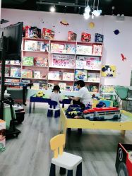 -萌卡Kids共享玩具(方糖店)