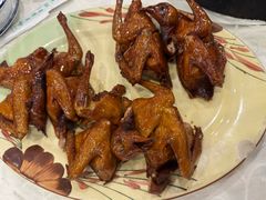 红烧乳鸽-时利和美食(东方广场店)
