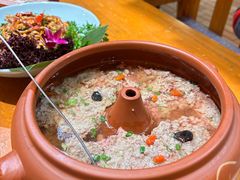 汽锅菌子肉饼-老滇山寨•云南特色菜•地方菜•民族风情歌舞表演(金碧店)