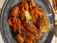 -肥肥虾庄·金牌油焖大虾(首义路店)
