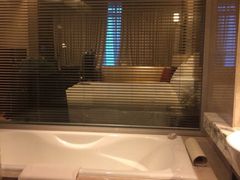 iphone_upload_pic-上海龙之梦万丽酒店