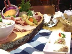 -皇冠自酿啤酒坊(中国红街5号楼店)