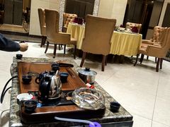 -东豪园林海鲜酒家(南港路辅路店)