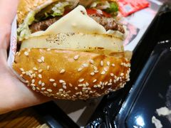 照烧凤梨牛肉特堡-The Habit Burger Grill 哈比特汉堡(爱琴海店)