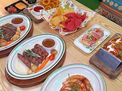 -Famous肥猫墨西哥音乐餐吧(五棵松华熙LIVE店)