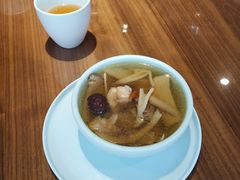 -有红鸡毛店·川菜(建设路店)