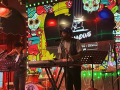 -Famous肥猫墨西哥音乐餐吧(五棵松华熙LIVE店)