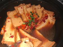 -洞庭土菜小炒馆(易发广场店)