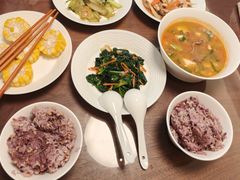 -悦芽照护月嫂+育儿嫂(杭州店)