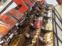 -来伊份1038(新村路三店)