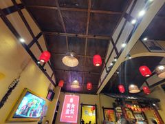 -富正毅三下锅·湘西韵味(天门山索道店)