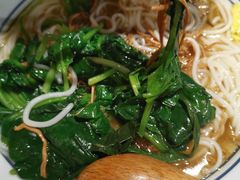 -霸蛮湖南菜·牛肉粉(荣京西街店)