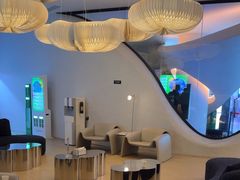 -涨巢·潮玩水疗局