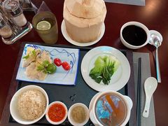-亚龙湾老厨房·海南家常味