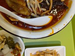 -丽丽三鲜螺蛳粉(田林路店)