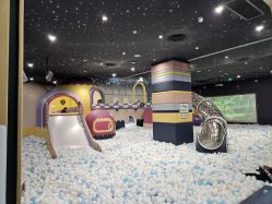 -MELAND CLUB亲子乐园·派对·餐厅(北京芳圆里ID MALL店)