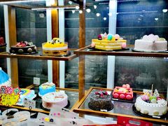 面包甜点陈列柜-东南饼庄(铁路二村店)