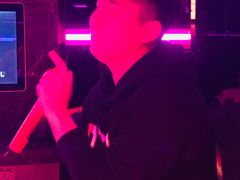 -温莎KTV(珠江路店)