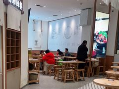 大堂-小满手工粉(杭州滨江龙湖店)