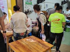 大堂-海汇源老烧麦店(东大街总店)