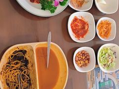 -贵宾庄炸酱面·韩式料理(高区店)
