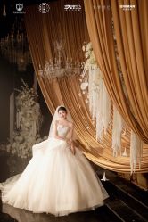 -欣薇婚纱(新源乐汇城店)