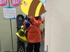 -乔波室内滑雪场