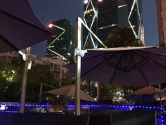 -深圳温德姆至尊酒店·大堂吧·户外花园