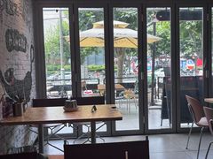-必胜客(大宁路店)