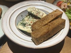 椰奶烩青口-HELLO 27 意面·沙拉·帕尼尼