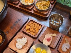 -银米·云南传统过桥米线(双廊黑金冠店)