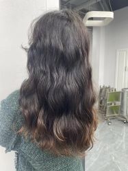 -茶发Salon·烫发染发理发