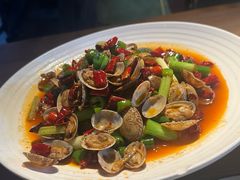 -临界音乐酒馆·小龙虾·江湖菜(华熙LIVE·鱼洞店)