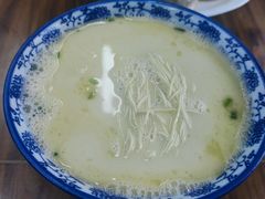 鱼汤面-雪琴面馆富安特色鱼汤面(城中花园店)
