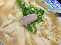 -东大桥小国抻面烧烤(长通路店)