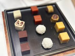 -皇城根·鲁菜济南菜·吊炉烤鸭·炒鸡鱼头(济南旗舰店)