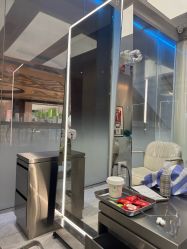 -PE SALON