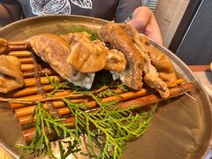 -草家酱蟹炭火烤肉店(珲春南路一店)