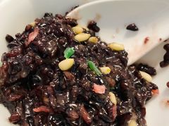 虞山松子炒血糯-華僑飯店中餐厅