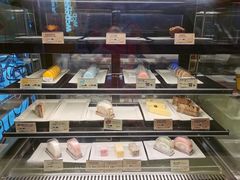 面包甜点陈列柜-麦当劳(宝山大厦店)
