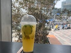 -喜茶(上海北外滩来福士店)
