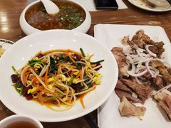 -清真·玛丽亚新疆菜主题餐厅(浙江中路店)